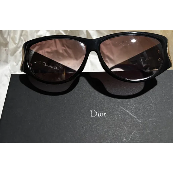 Christian Dior Black W/Gold sunglasses For women• Full  display picture 3
